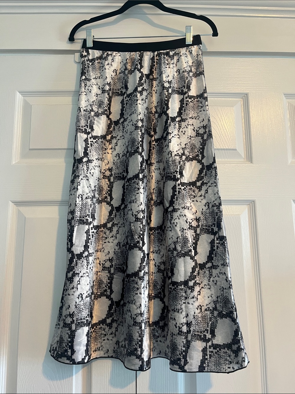 NWT VS Pink Snake print Midi Skirt